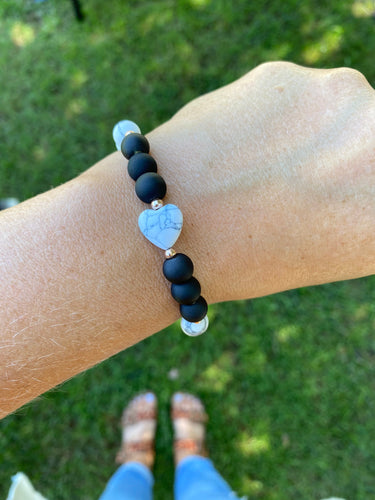 Essential Oil Diffuser Bracelet// Howlite Love// Aromatherapy Jewelry// Handmade Jewelry// Gift For Her