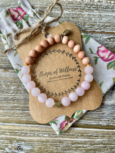 Essential Oil Diffuser Bracelet// Rose Gold & Rose Quartz// Aromatherapy Bracelet// Handmade Jewelry// Oil Diffuser